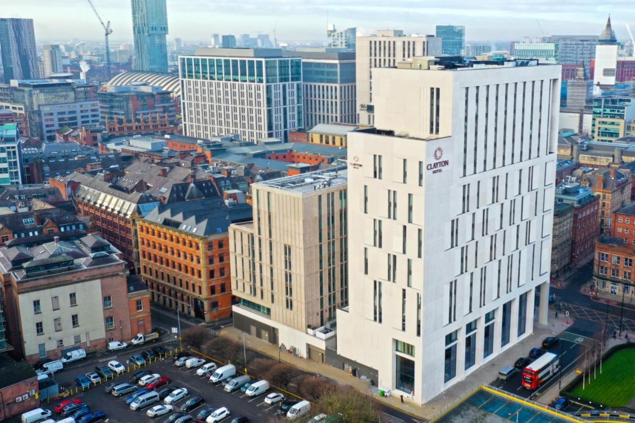Executive King Corner City View