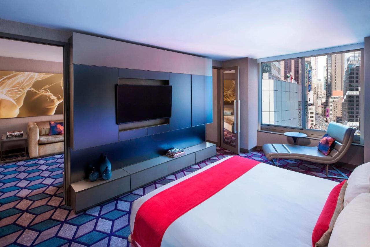 Fantastic Suite, 1 King, Sofa bed, Broadway View,1710036034:JPEG