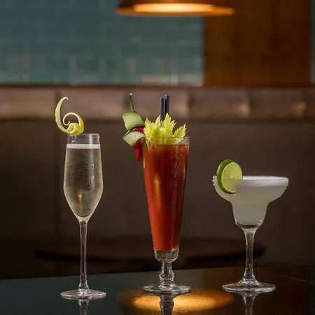 Renaissance London Heathrow Hotel-3