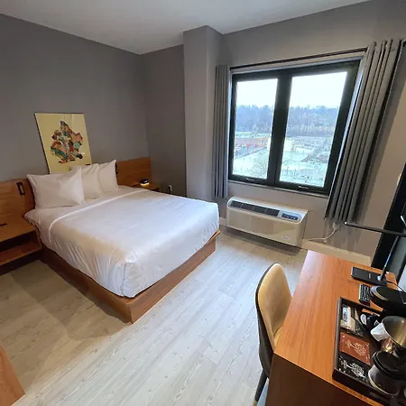 Liberty View Brooklyn Hotel-2