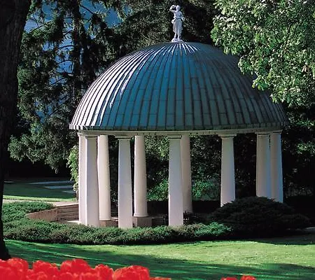 The Greenbrier-2